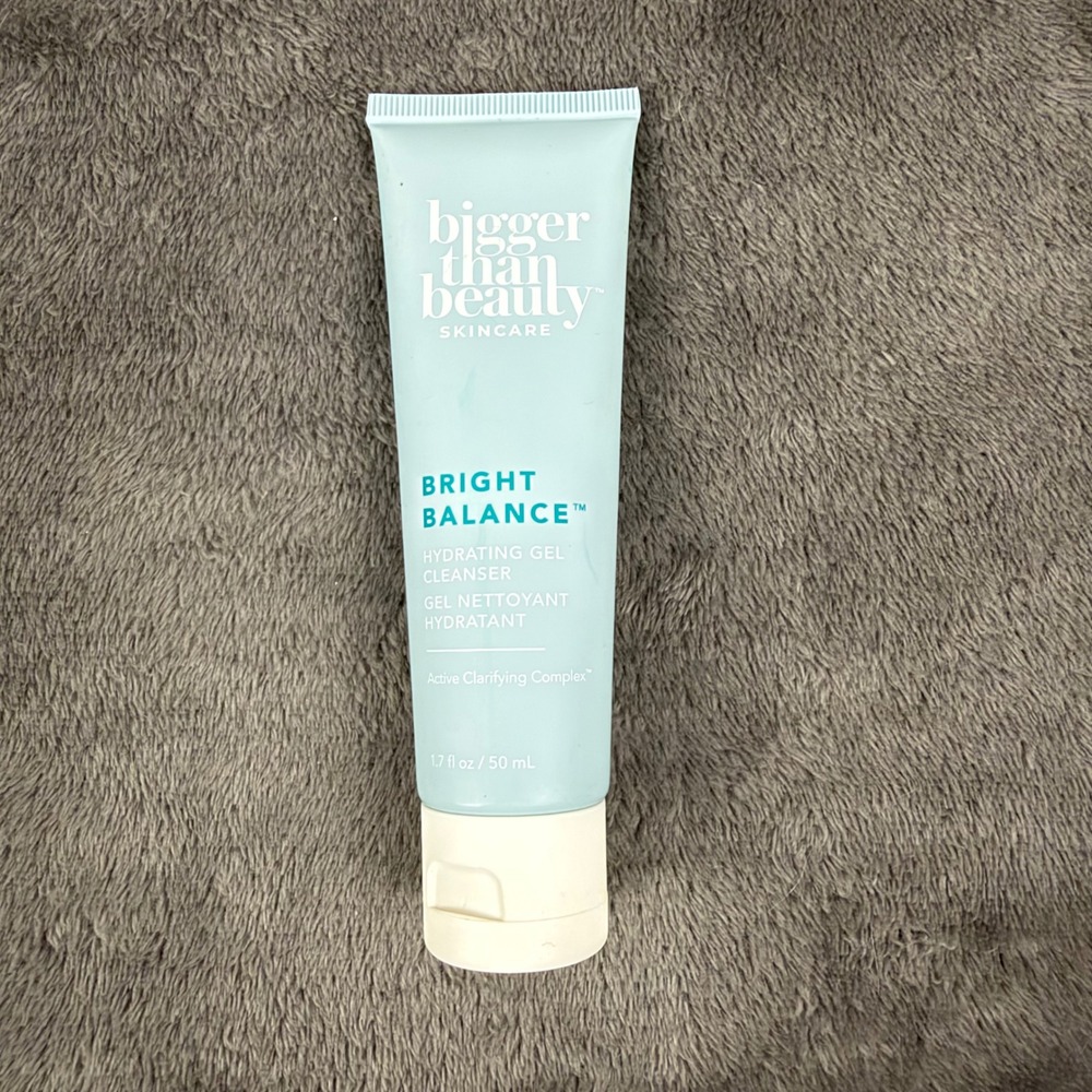 Bigger Than Beauty Bright Balance Hydrating Gel Cleanser 1.7 oz Blue NEW